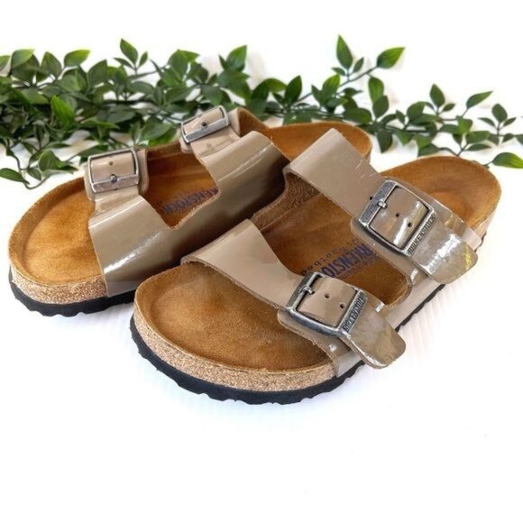 Birko floor Arizona doble strap Patent leather tan sandals 5.5 New